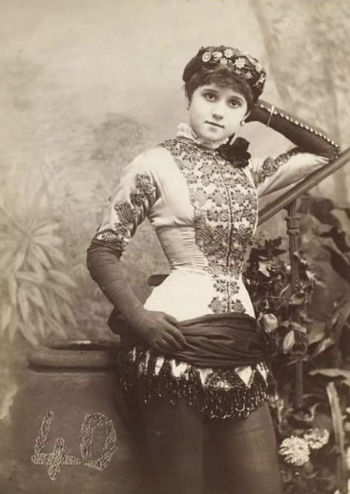 Lola Montez, Irish-born dancer and actress, c1850s (1954). A print from the Pictorial History of the Wild West, by James D Horan and Paul Sann, Spring Books, London, 1954. (Photo by The Print Collector/Print Collector/Getty Images)