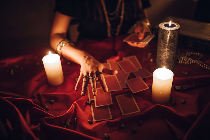 Watch: Pick a Card - Yes or No Tarot Reading