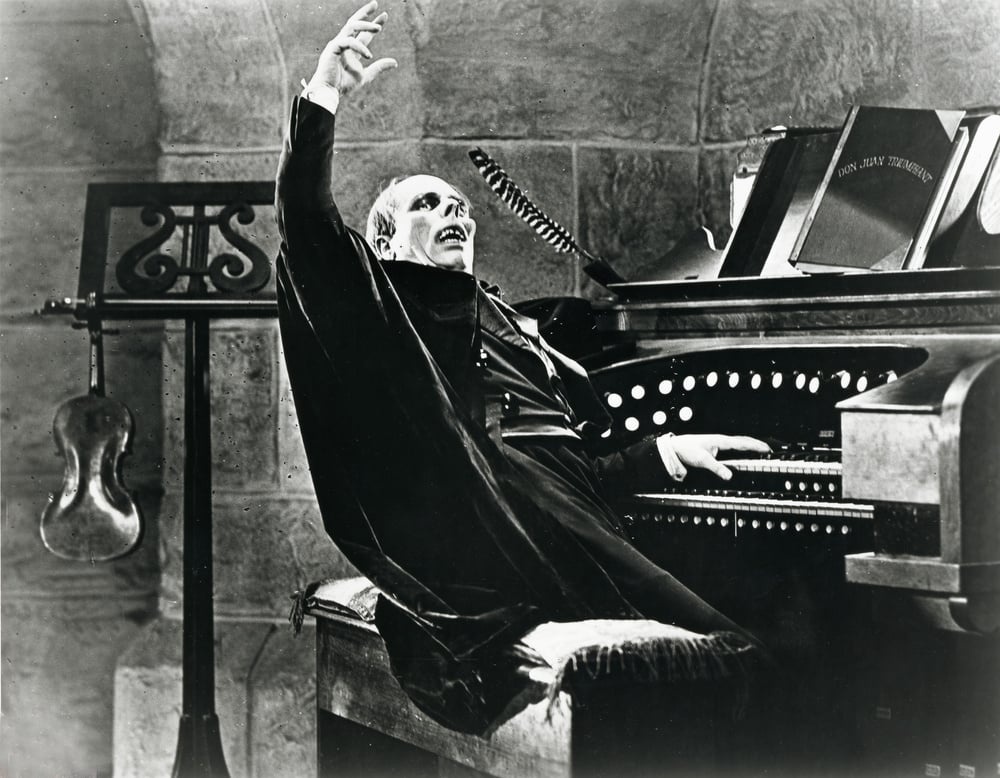 Kino. The Phantom of the Opera, USA, 1925, aka: Das Phantom der Oper, Regie: Rupert Julian, Edward Sedgwick, Darsteller: Lon Chaney. (Photo by FilmPublicityArchive/United Archives via Getty Images)